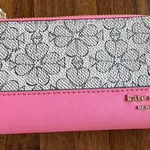 Kate Spade mini wallet